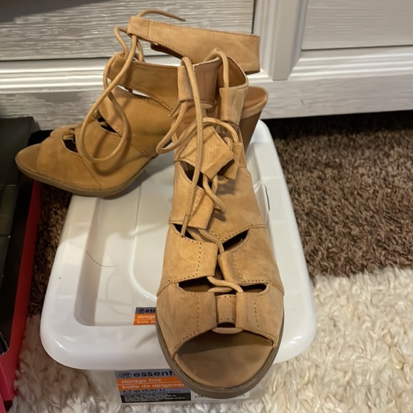 Charlotte Russe booties - Picture 4 of 4